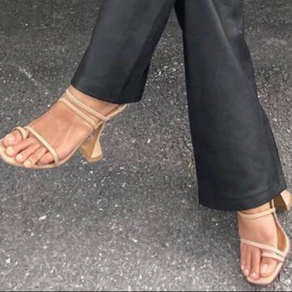 Tony Bianco heeled sandal - Picture 2 of 3